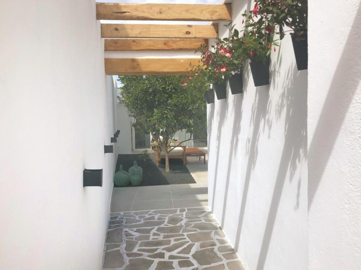 Casita blanca cerca de Timanfaya Apartment Tinguaton Bagian luar foto