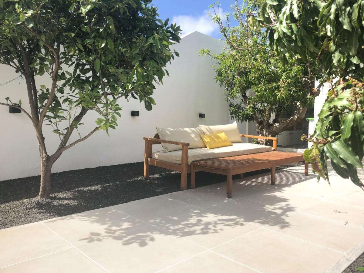 Casita blanca cerca de Timanfaya Apartment Tinguaton Bagian luar foto